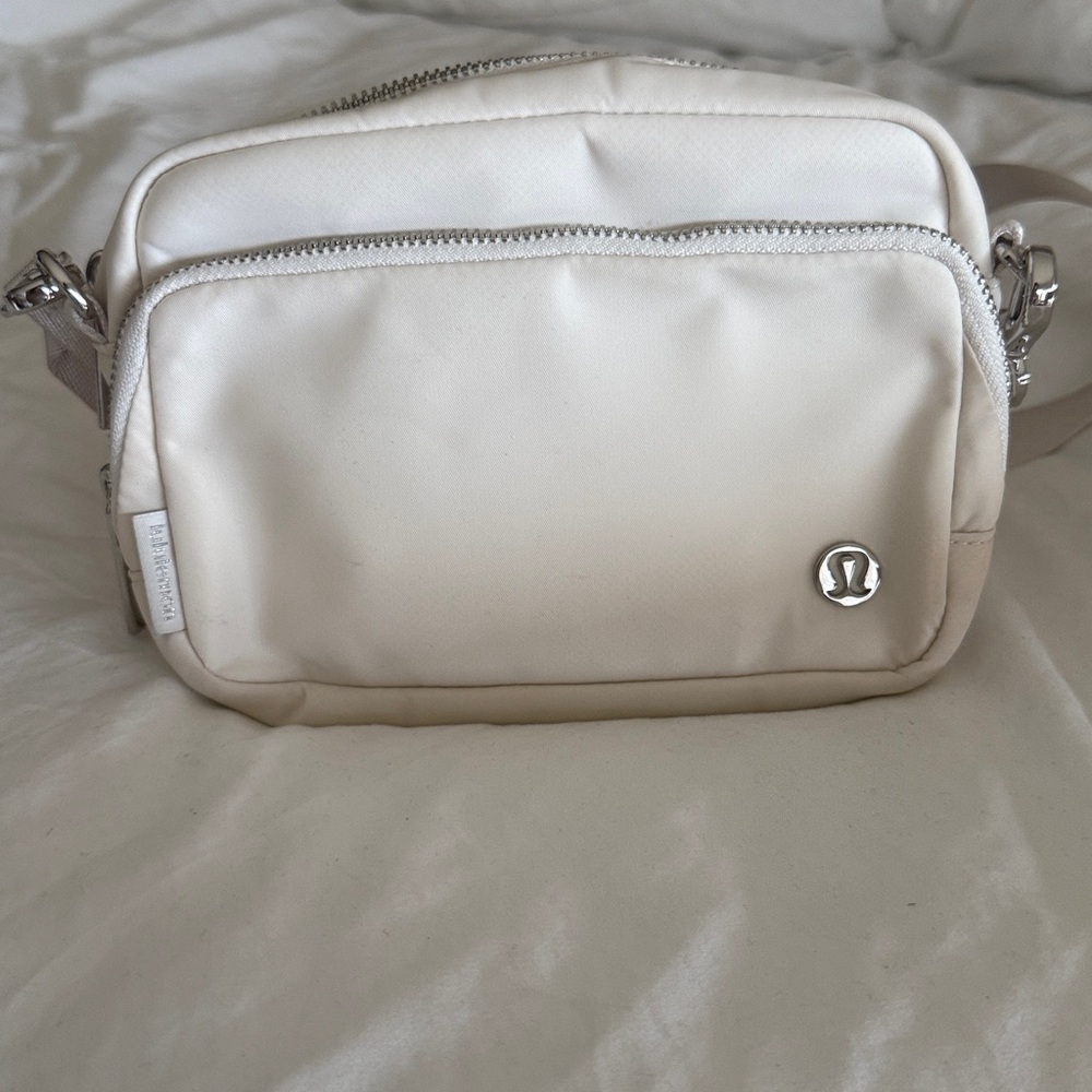 lululemon athletica cream Crossbody Bag